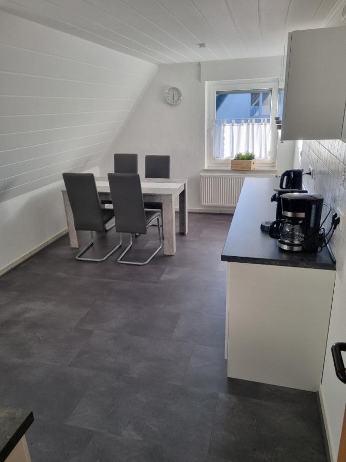 Ferienwohnung Am Fusse Des Eggegebirges バート・ドリーブルク エクステリア 写真