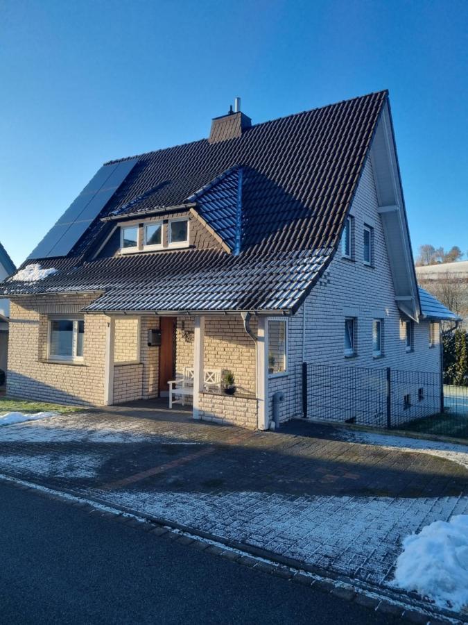 Ferienwohnung Am Fusse Des Eggegebirges バート・ドリーブルク エクステリア 写真