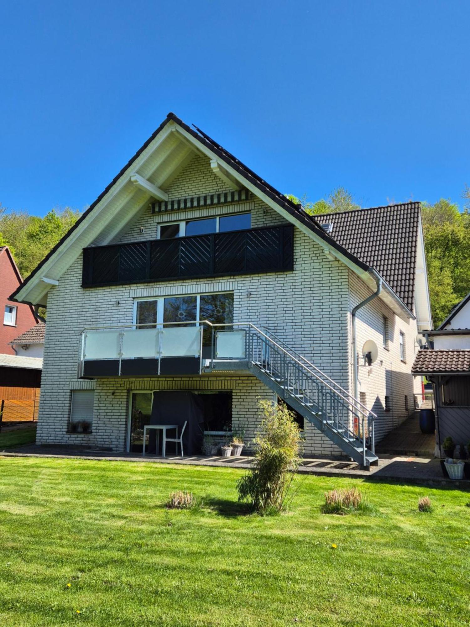 Ferienwohnung Am Fusse Des Eggegebirges バート・ドリーブルク エクステリア 写真